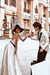 -钟爱一生婚纱摄影旗舰店