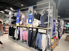 -迪卡侬(环球港店)