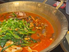 -张翻越·川渝冒菜·武汉黑鸭煲(城北万象城店)