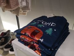 T恤-ZARA(熙地港店)