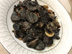-乡村馕坑肉·烧烤·新疆菜·本地人更爱吃(阿勒泰首店)