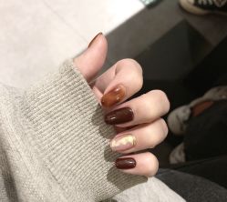 -花系美·美甲美睫精品店