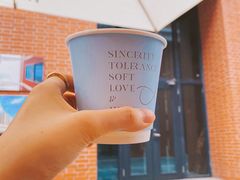 -HUGS coffee(东区店)