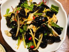 傣味桃仁拌木耳-老滇山寨•云南特色菜•地方菜•民族风情歌舞表演(金碧店)