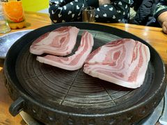 -猪小牛烤肉(青塔店)
