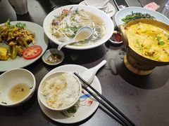 -大头虾越式风味餐厅(光明广场店)