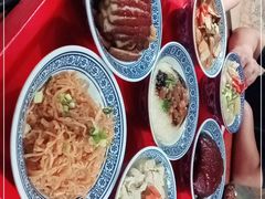 -蓝田九大碗民俗食府(蓝田店)