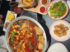 -辣尚瘾·烤鱼·新川菜(牡丹园直营店)