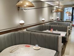 -必胜客(欢乐颂店)