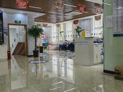 -茂菊口腔连锁(浦东南路店)