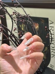 -Lucky girl建构养甲·中式翘睫专业店