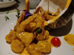 金椰壳奶香虾球-金椰壳· 大厨新加坡菜(壹方城店)
