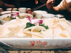 -坎爷秘制火锅(一格广场店)