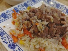 羊肉黄萝卜手抓饭-新疆红柳花餐厅(新洲店)