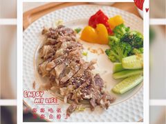-天际餐厅(广州珠江新城假日酒店)