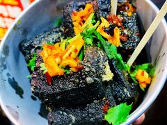 黑色经典臭豆腐-黑色经典臭豆腐·湖南特产(坡子街店)