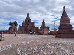 -一寨两国风景区