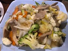 蔬菜混炒-Ruam Saep Yok Khok Som Tam