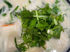 -肥汁米蘭香港米线(长宁来福士店)