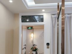 -香山湖渔家大院