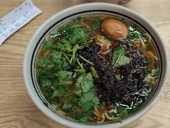 -小马牛肉面·牛骨熬制(南京博物院店)