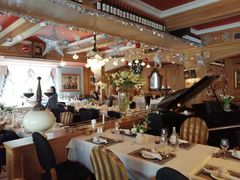 大堂-火车头法国西餐厅