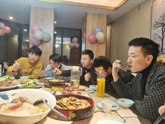 -有红鸡毛店·川菜(建设路店)