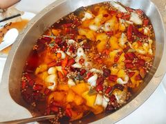 -鑫巴蜀小镇 · 水煮鱼专研店(玉桥店)