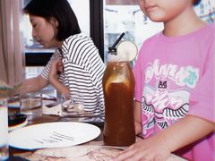 -Mark&Mars Restaurant