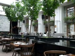 露天位-食间牛排(湖西路店)