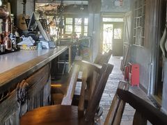 -城墙外BAR