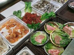 -尚品海鲜肥牛自助火锅(湖明店)