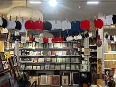 -邊城書店