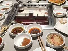 -海底捞火锅鲜切牛肉主题店(长寿路店)