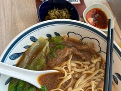 -康师傅私房牛肉面(马泉营奥莱店)