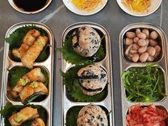 -围炉肉舍•炭烤活鳗•丹东海鲜烤肉(步行街店)