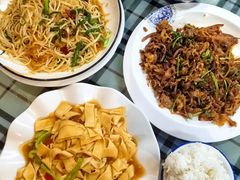 -六顺园清真回族饭店(工程街店)