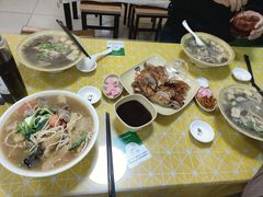 -苓记南京鸭血粉丝.皮肚面(县东巷店)