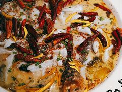 -江渔儿酸菜鱼·拔草餐厅(虎门君乐汇店)