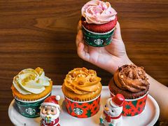 圣诞杯子蛋糕-星巴克臻选(重庆沙坪坝店)