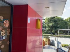 -麦当劳(外高桥DT店)