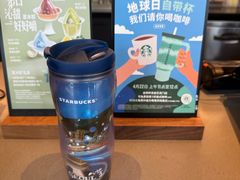 -星巴克(真如星光耀广场店)