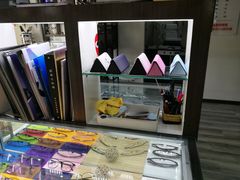 -视野联行眼镜蔡司·依视路官方授权店(顺城店)