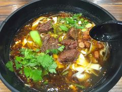 酸辣牛肉面-张飞牛肉(观前街店)