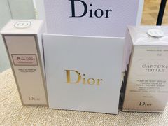 -Dior迪奥(上海世茂广场店)