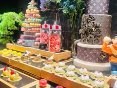 -雍容荟帝王蟹活龙虾展台自助(IFS黑金店)