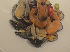 -赶海部落海鲜城(海阳路店)