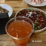 半二小酒馆是家具有随性与精致风格的宁波餐厅