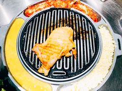 -猪掌柜韩国烤肉(六折店)