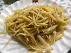 -瑞丰园庭院餐厅·白族传统家常菜
